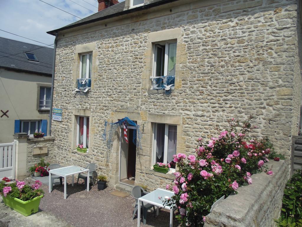 Gites de Mer Port-en-Bessin-Huppain Habitación foto